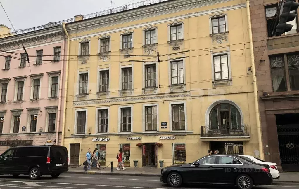 Офис в Санкт-Петербург Невский просп., 10 (197 м) - Фото 1