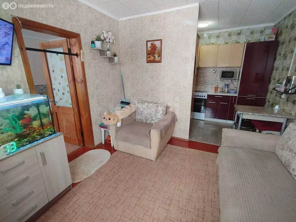 2-комнатная квартира: Шадринск, улица Треугольник Депо, 72 (30 м) - Фото 1