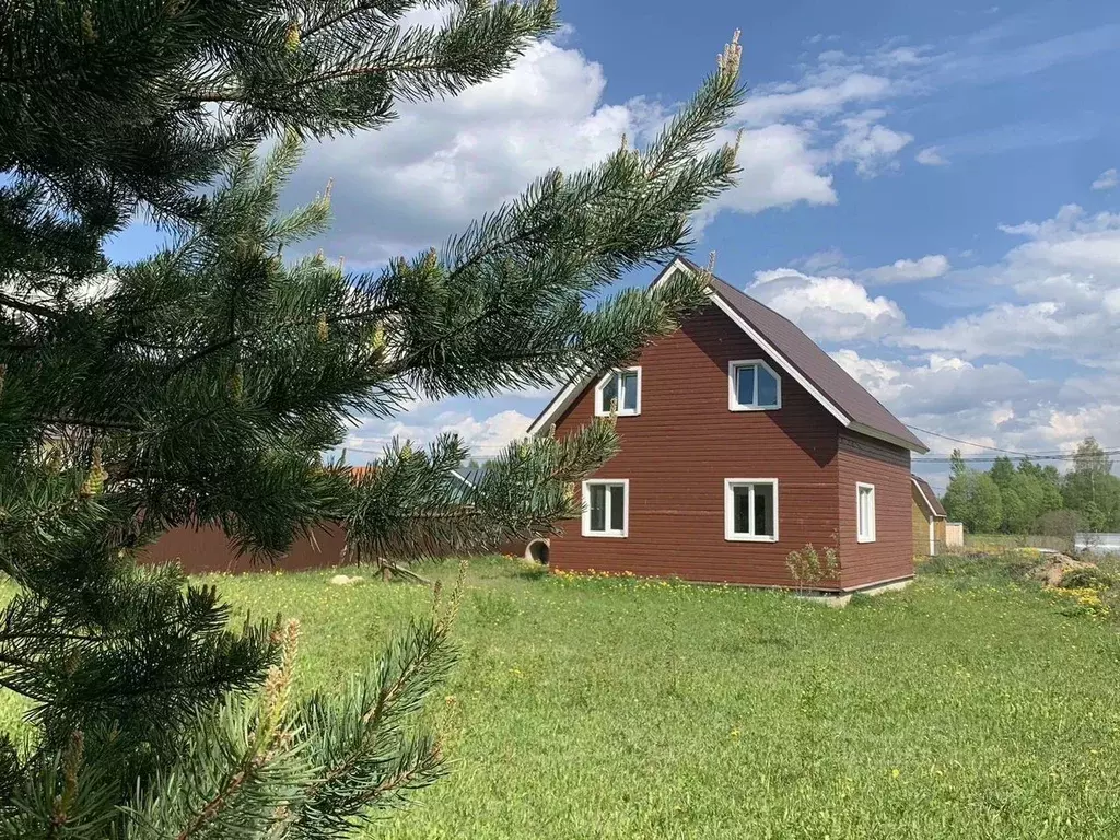 Дом в Ленинградская область, Лужский район, Заклинское с/пос, д. Нелаи ... - Фото 1