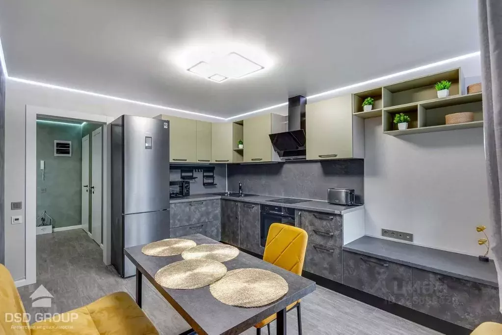 2-к кв. Хабаровский край, Хабаровск ул. Шеронова, 10 (63.9 м) - Фото 1