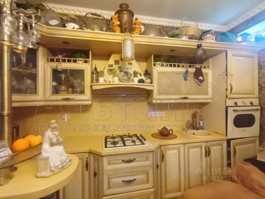 Дом в Ростовская область, Ростов-на-Дону Строительный пер., 18 (230 м) - Фото 1