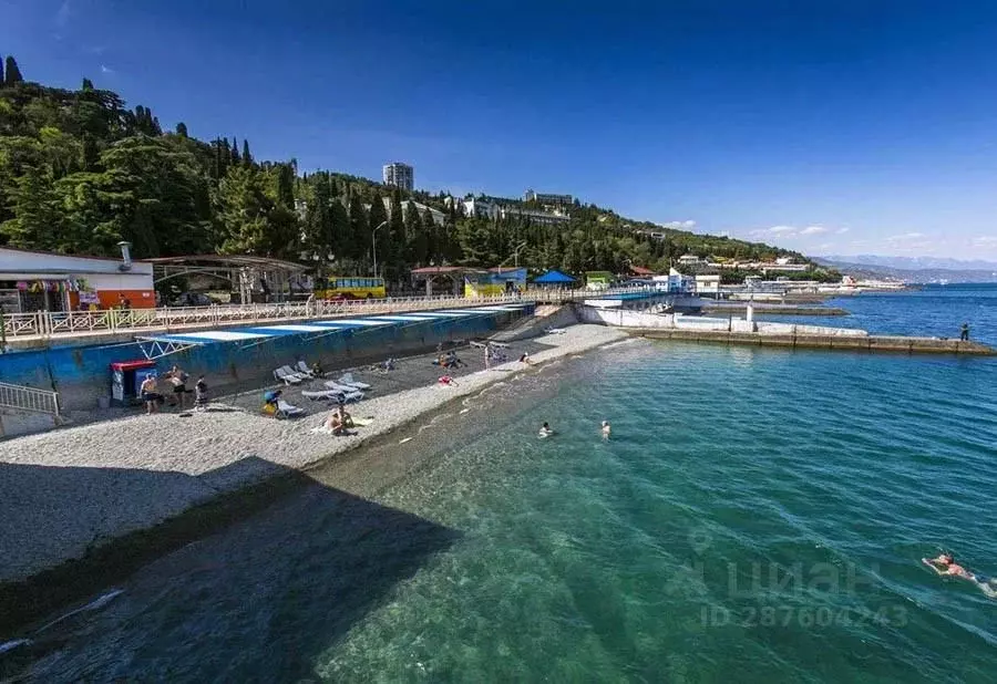 Комната Крым, Алушта ул. Набережная, 24А/7 - Фото 1