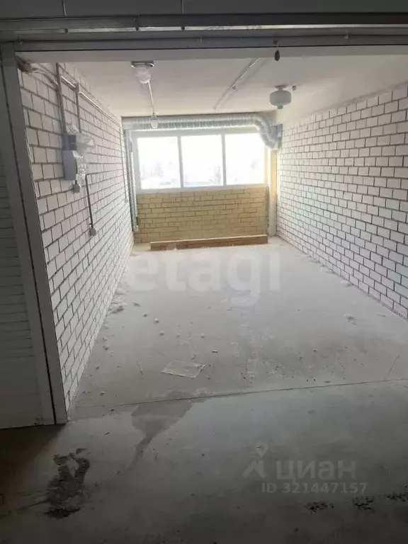 Гараж в Тюменская область, Тюмень ул. 50 лет ВЛКСМ, 16 (18 м) - Фото 1