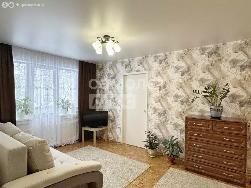 2-комнатная квартира: Киров, улица Защитников Отечества, 146 (44 м) - Фото 1