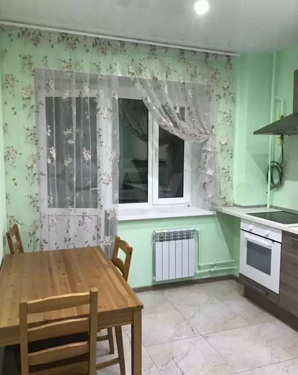 1-к. квартира, 42 м, 8/10 эт. - Фото 1