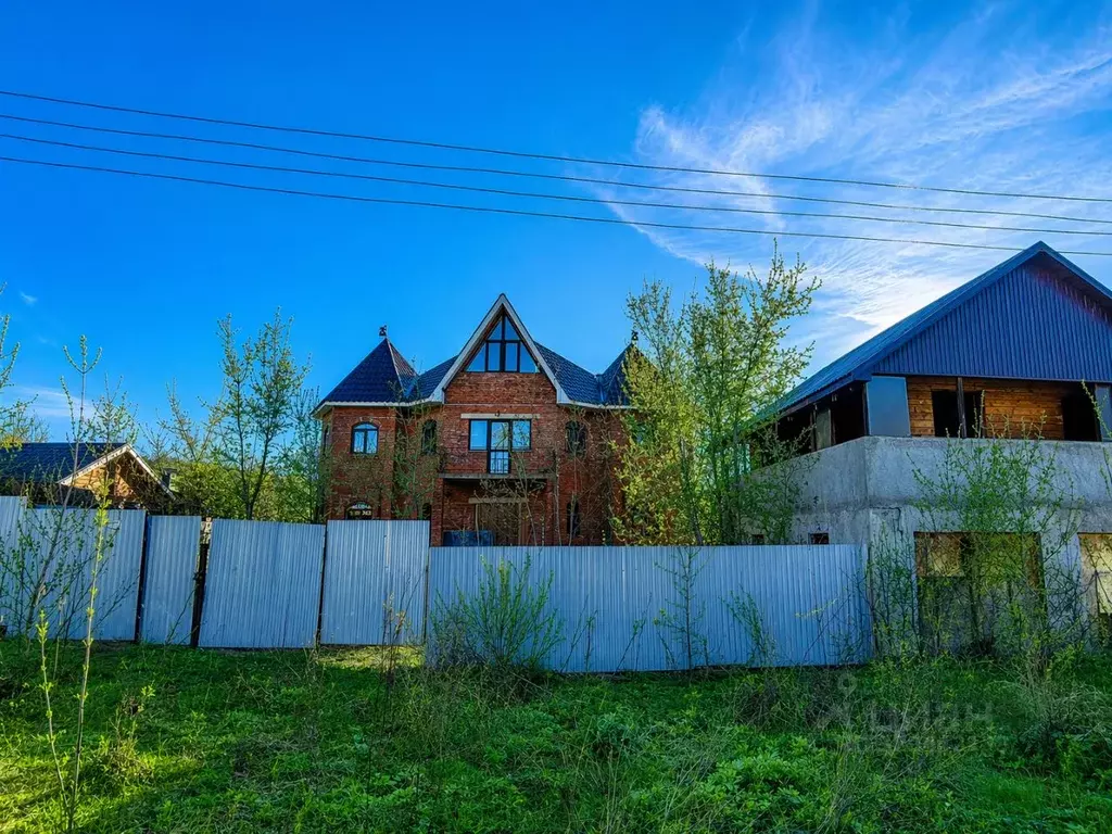 Коттедж в Башкортостан, Чишминский район, Аровский сельсовет, д. Дема ... - Фото 1