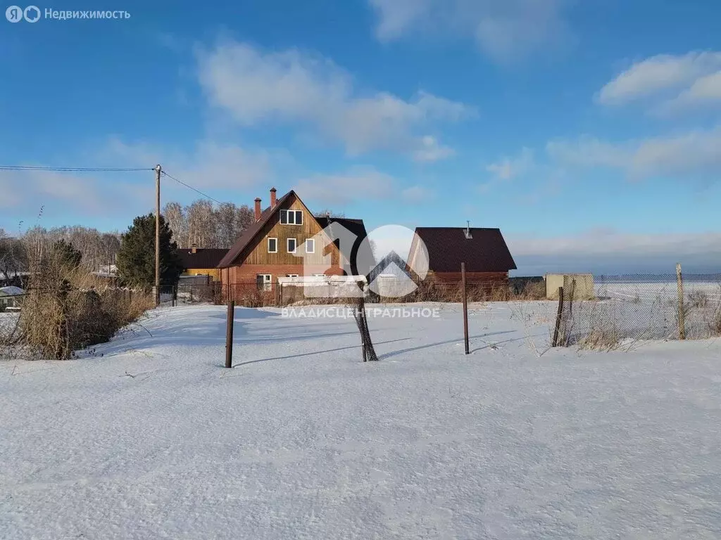 Участок в село Сосновка, Школьная улица (9.76 м) - Фото 1