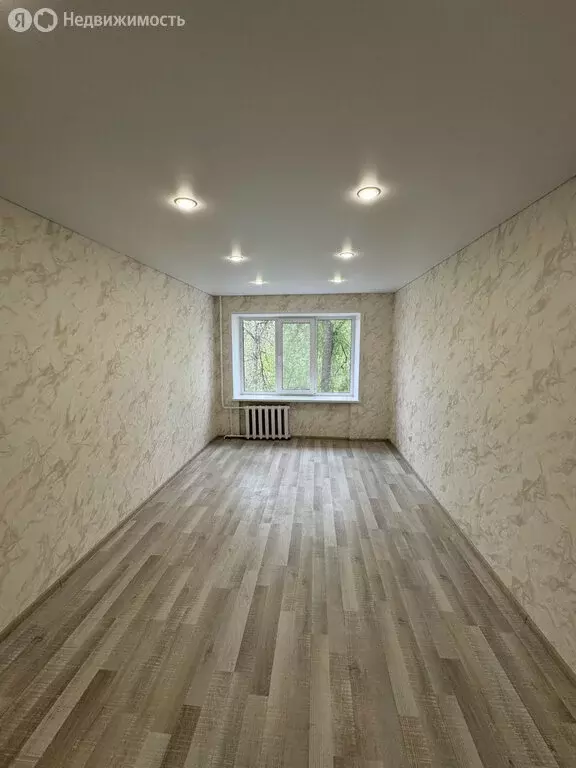 2-комнатная квартира: Энгельс, Минская улица, 50 (45 м) - Фото 0