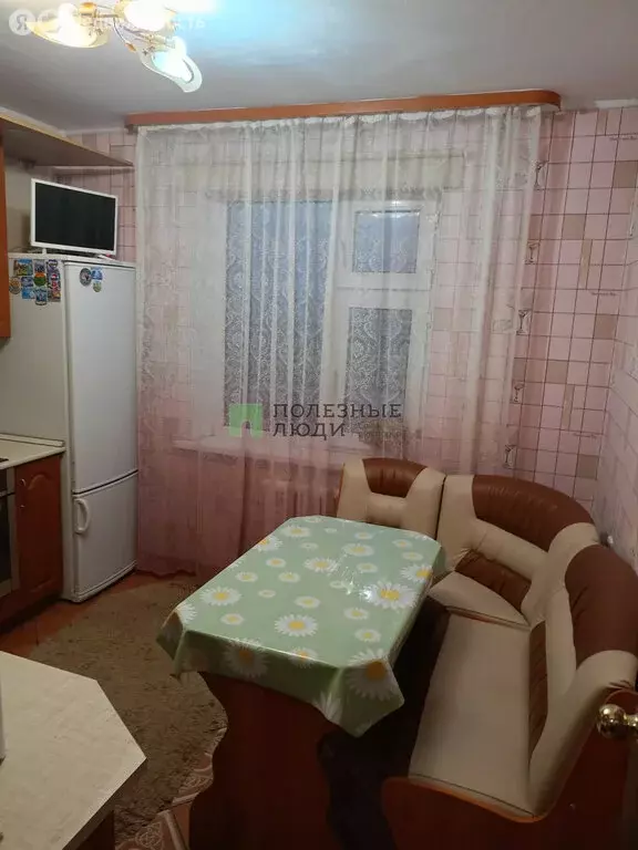 3-комнатная квартира: Чита, Новодолиновская улица, 18 (71.8 м) - Фото 1