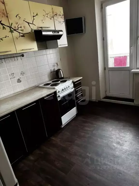 2-к кв. Ямало-Ненецкий АО, Муравленко ул. 70 лет Октября, 49 (56.2 м) - Фото 1