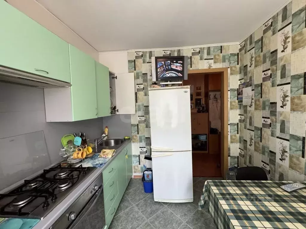 3-к кв. Смоленская область, Смоленск Нарвская ул., 21к3 (60.7 м) - Фото 0