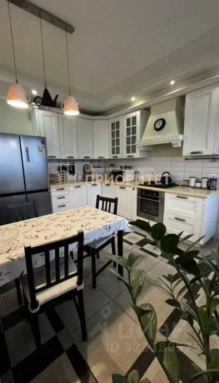 3-к кв. Саха (Якутия), Якутск ул. Богдана Чижика, 1 (91.0 м) - Фото 1