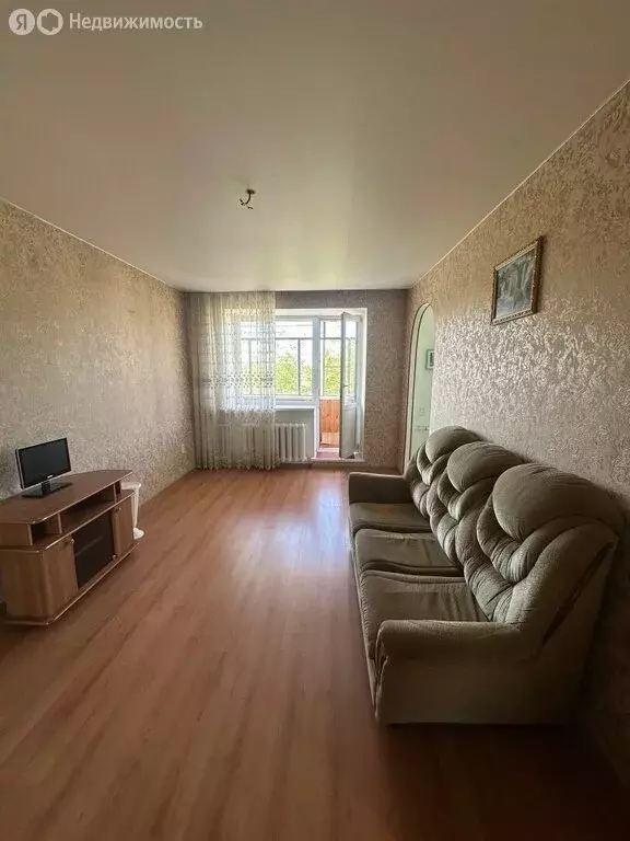 3-комнатная квартира: Курган, Чернореченская улица, 101 (62.9 м) - Фото 1