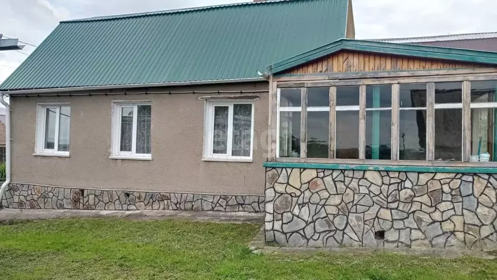 Дом в Кемеровская область, Юрга ул. Тургенева (64 м) - Фото 0
