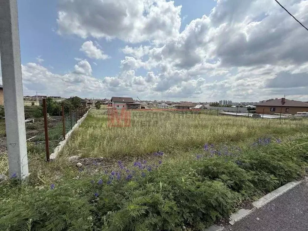 Участок в Белгородская область, Старый Оскол ул. Рассветная (15.0 ... - Фото 1