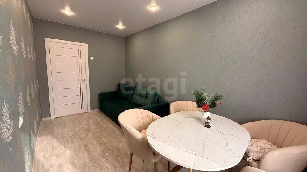 3-к кв. Воронежская область, Воронеж ул. 9 Января, 192 (55.9 м) - Фото 1