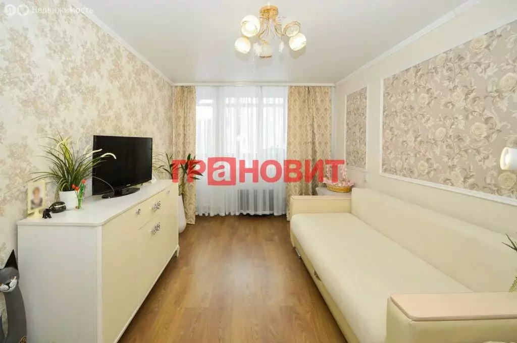 3-комнатная квартира: Новосибирск, улица Палласа, 5/2 (56.3 м) - Фото 0