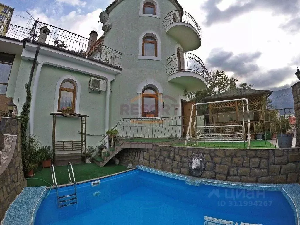 Дом в Крым, Ялта ул. Таврическая, 31 (150 м) - Фото 1