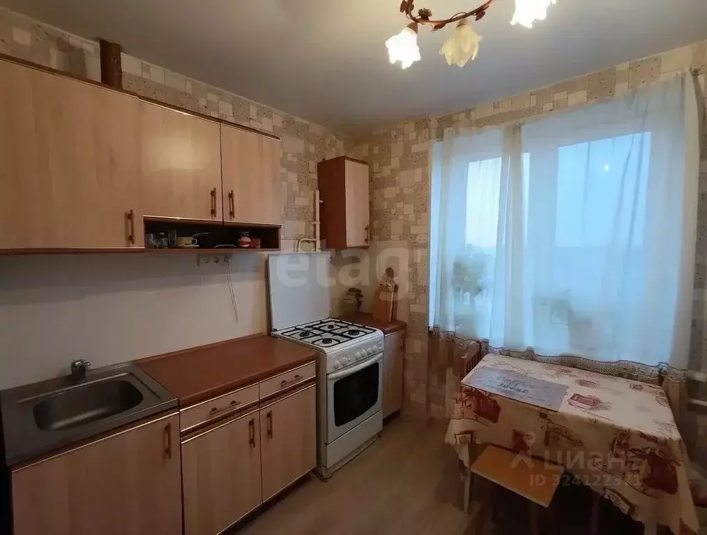 2-к кв. Псковская область, Псков Коммунальная ул., 77 (49.7 м) - Фото 0