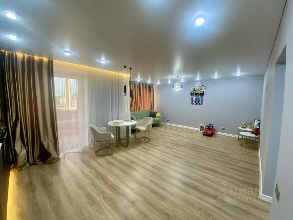 2-к кв. Башкортостан, Салават бул. Салавата Юлаева, 85 (60.0 м) - Фото 2
