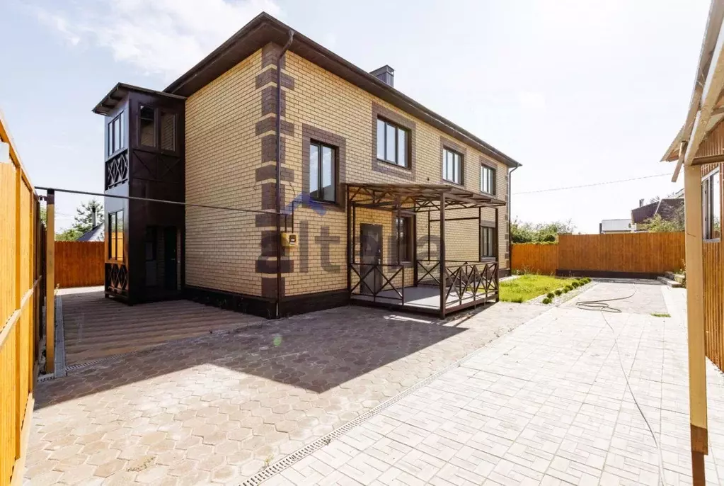 Дом в Татарстан, Зеленодольский район, Октябрьское с/пос, пос. ... - Фото 2