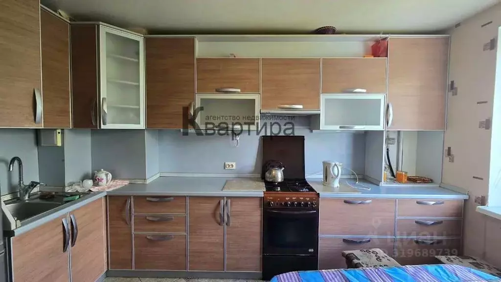 3-к кв. Смоленская область, Смоленск ул. Нахимова, 13Б (77.0 м) - Фото 0