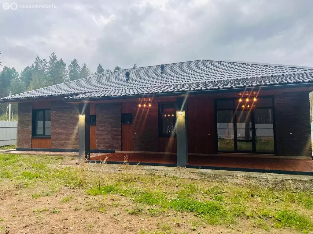 Дом в Иркутский муниципальный округ, СНТ Южное, 77 (175 м) - Фото 1