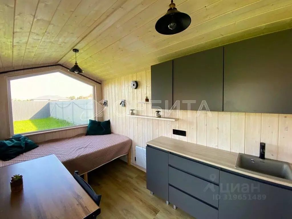 Дом в Тюменская область, Тюмень  (18 м) - Фото 1