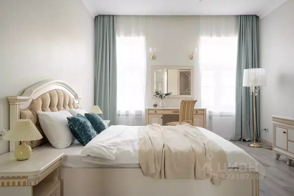 1-к кв. Санкт-Петербург 7-я Васильевского острова линия, 30 (65.0 м) - Фото 0