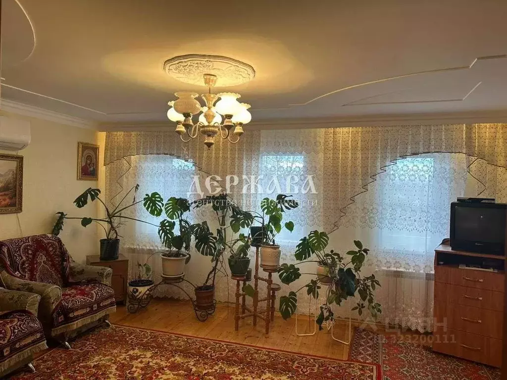 Дом в Белгородская область, Старооскольский городской округ, с. ... - Фото 1