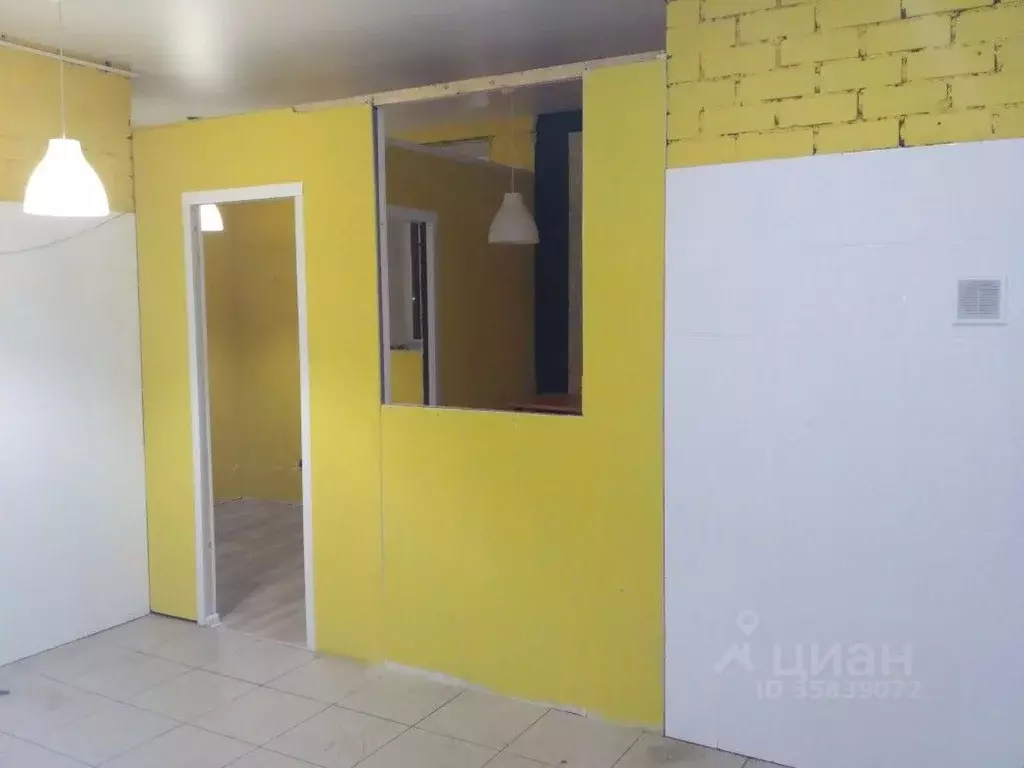 Помещение свободного назначения в Коми, Сыктывкар ул. Маегова, 21 (37 ... - Фото 0