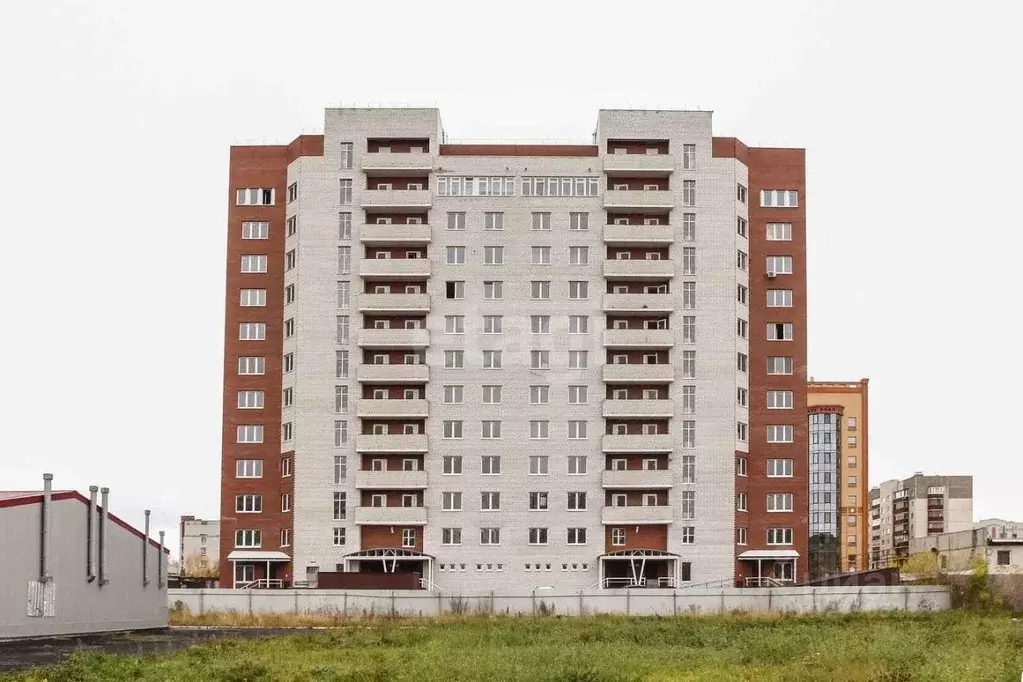 3-к кв. Тюменская область, Тюмень Севастопольская ул., 2к4 (93.1 м) - Фото 2