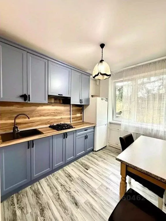 2-к кв. Краснодарский край, Сочи ул. Молокова, 24 (65.0 м) - Фото 0