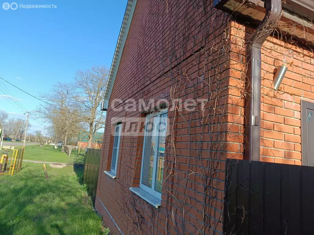 Дом в станица Новощербиновская, Ейская улица (74 м) - Фото 1