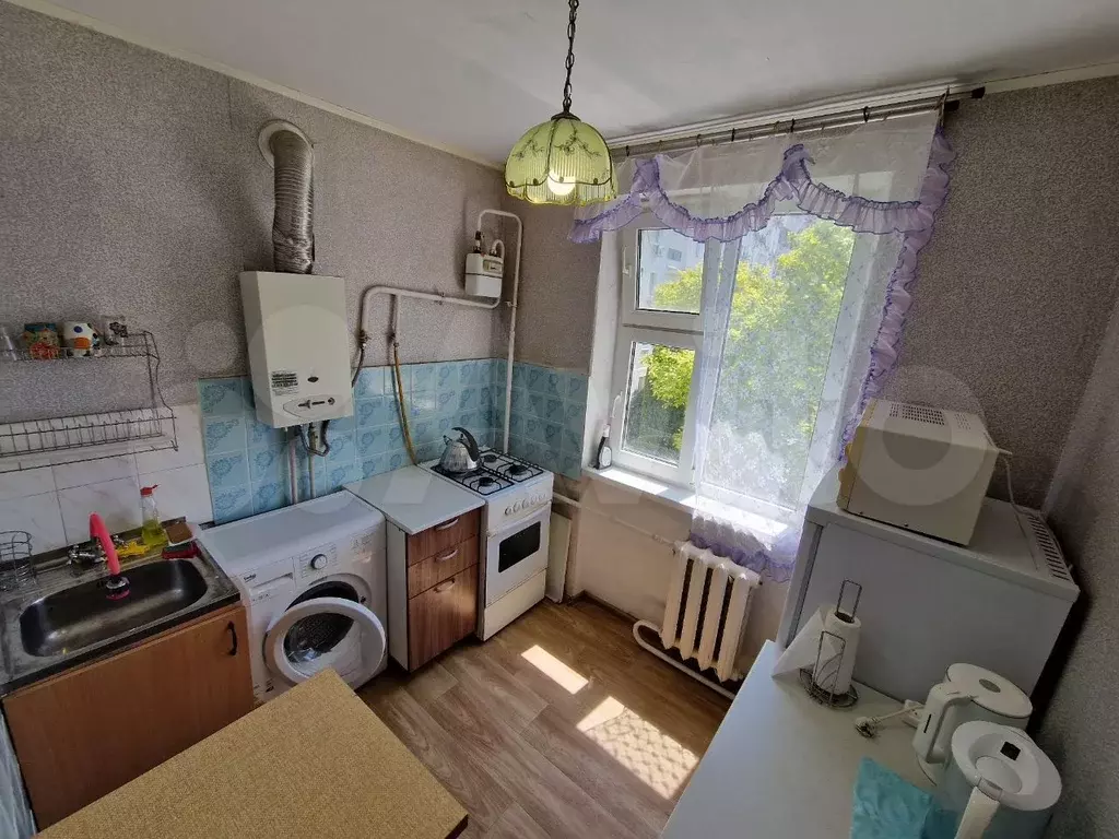 1-к. квартира, 30 м, 5/5 эт. - Фото 0