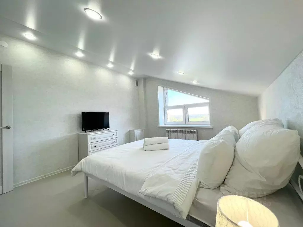 2-к кв. Калужская область, Калуга Тульская ул., 18 (67.0 м) - Фото 1