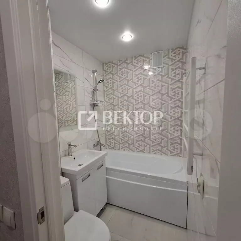 3-к. квартира, 58 м, 3/5 эт. - Фото 1