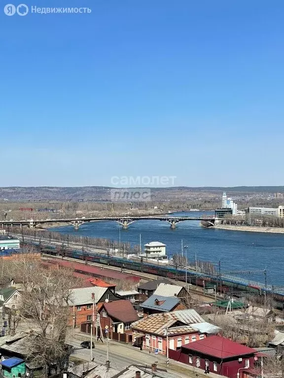 3-комнатная квартира: Иркутск, улица Шмидта, 4 (76.6 м) - Фото 1