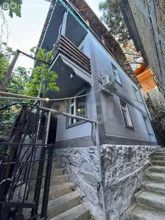Дом в посёлок городского типа Кореиз, Алупкинское шоссе (460 м) - Фото 1