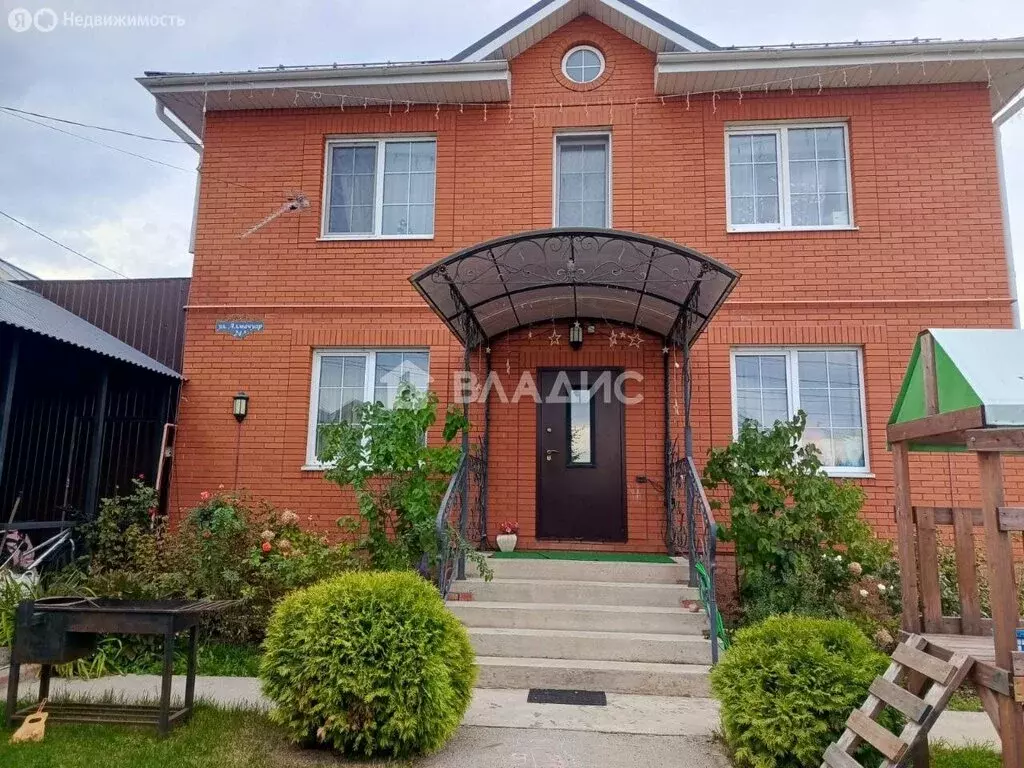 Дом в Казань, улица Алмачуар, 24А (158 м) - Фото 1