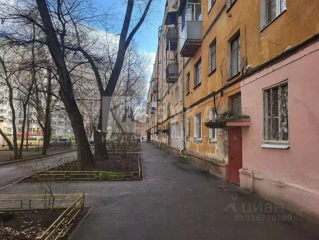 2-к кв. Воронежская область, Воронеж просп. Труда, 4 (42.0 м) - Фото 0