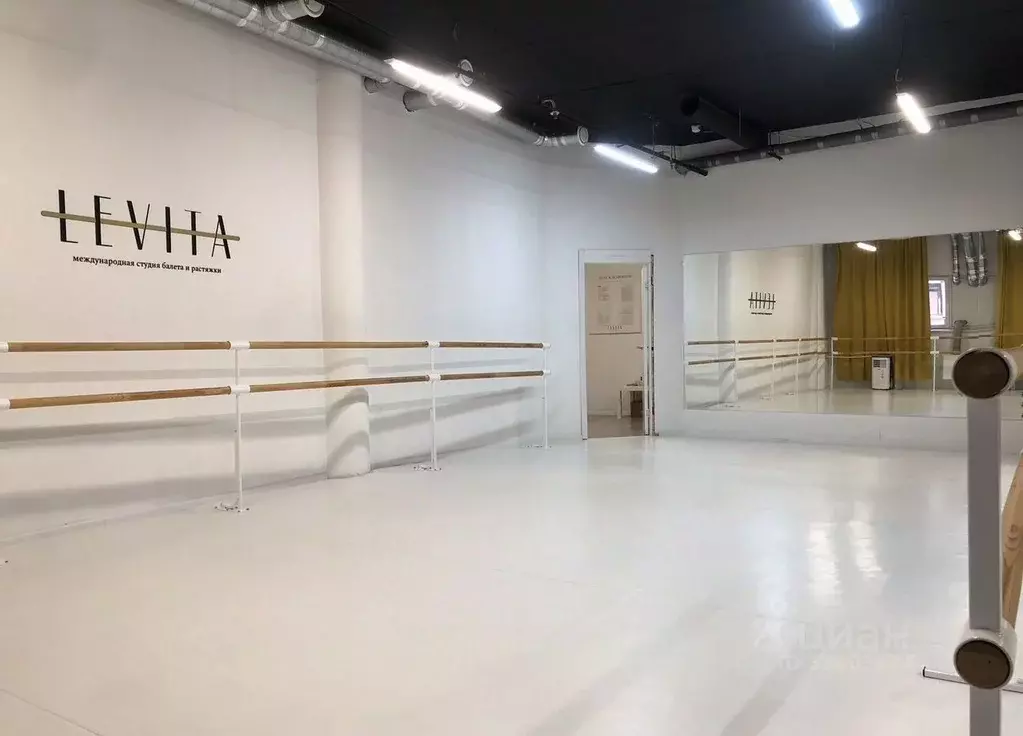 Помещение свободного назначения в Московская область, Королев просп. ... - Фото 1