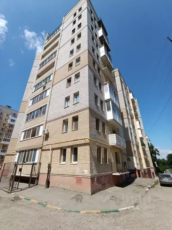 2-к кв. Саратовская область, Саратов ул. Имени К.Г. Уфимцева, 10А ... - Фото 0