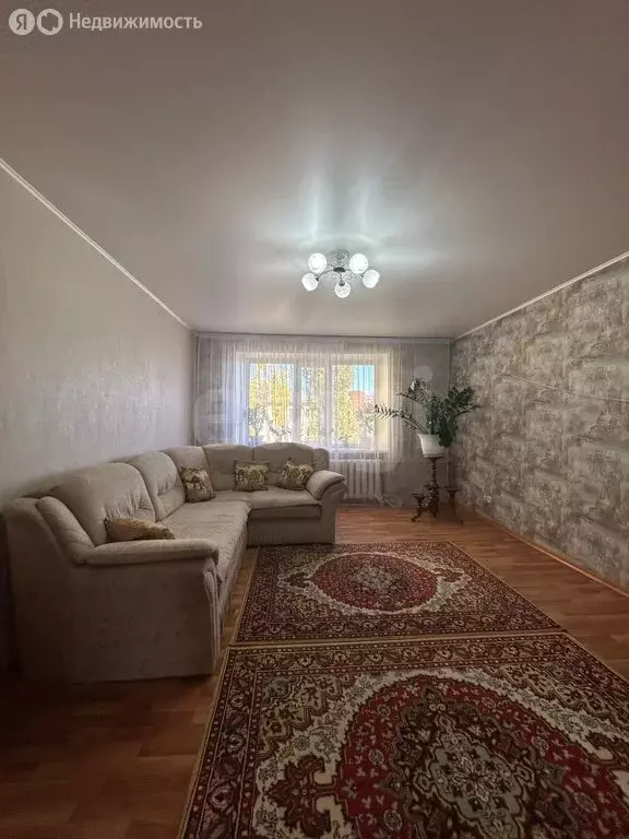 4-комнатная квартира: Нефтекамск, Парковая улица, 11 (75.9 м) - Фото 1