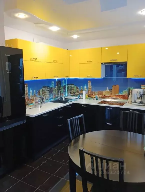 2-к кв. Самарская область, Тольятти Революционная ул., 11б (64.3 м) - Фото 2