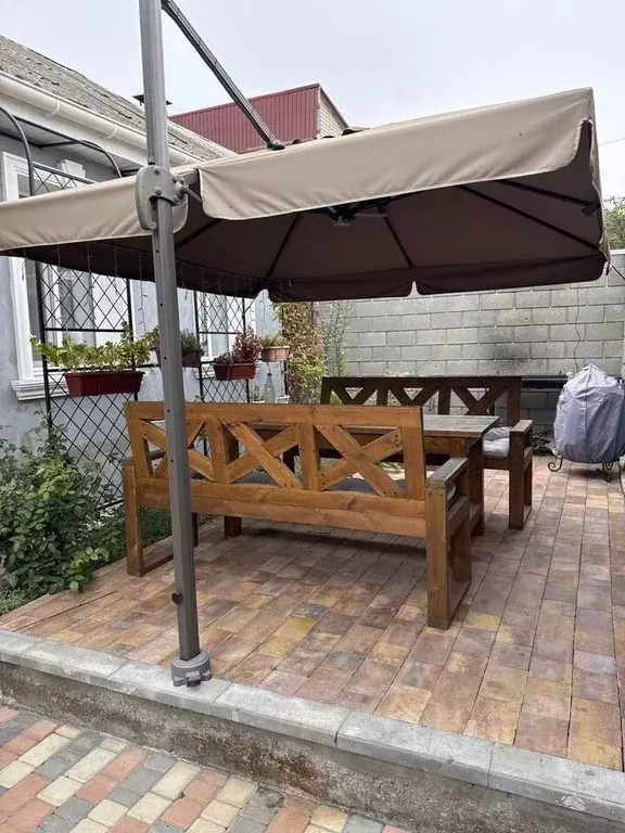 Дом в Крым, Симферополь ул. Битакская, 72 (250 м) - Фото 2