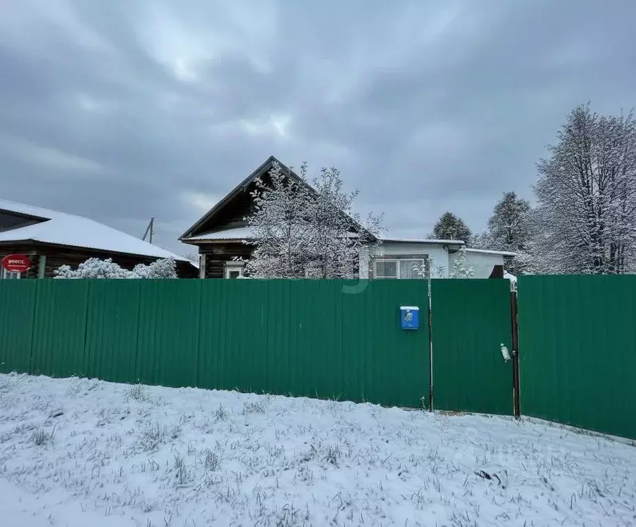 Дом в Тверская область, Кимрский муниципальный округ, д. Неклюдово  ... - Фото 1