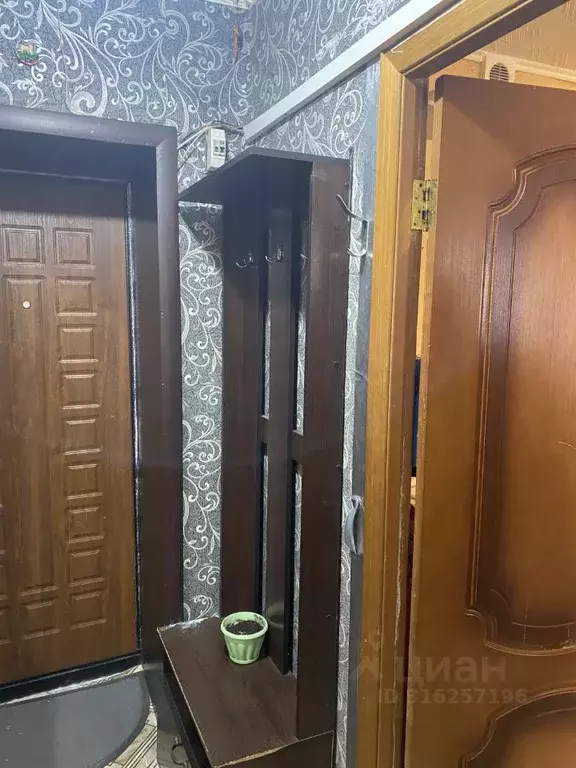 Комната Омская область, Омск Радуга мкр, ул. 11-я Чередовая, 5 (16.5 ... - Фото 1