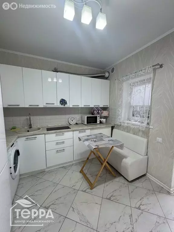Дом в Евпатория, улица Пушкина, 35 (100 м) - Фото 1