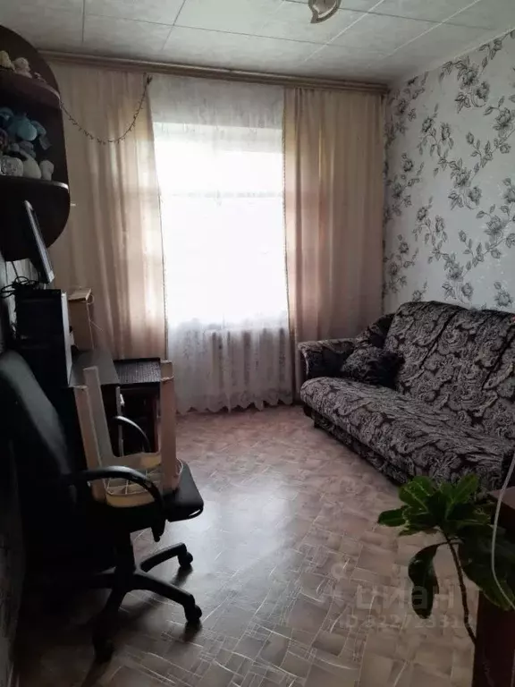 3-к кв. Саратовская область, Саратов ул. Имени К.Г. Уфимцева, 6к4 ... - Фото 1